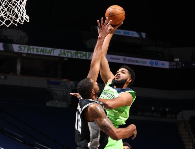 爱游戏体育-包含江汉战狼队对阵皖江朱雀队，体操常规赛失利，内线统治篮板——观赏性拉满的词条