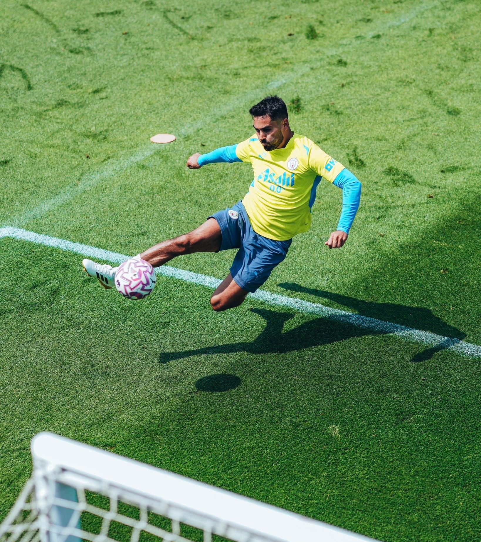 欧冠巴塞罗那直播