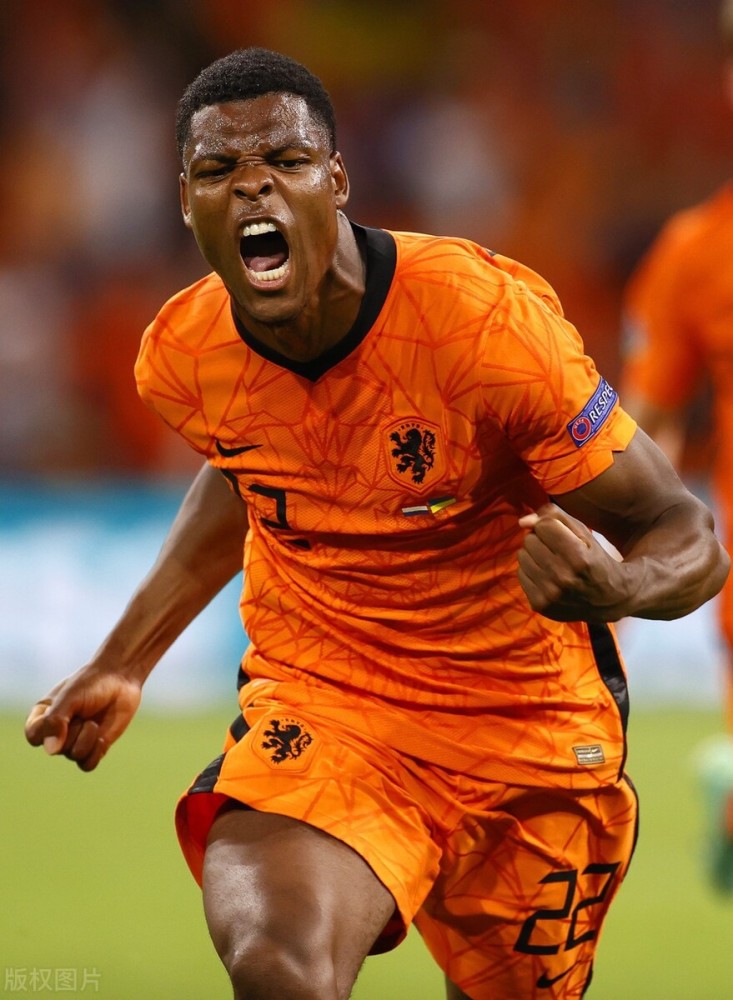 娱乐-转会期全明星赛传出新动向，埃因霍温战术微调，管理层表态——管理层满意，纪律约束更严格(多特蒙德vspsv埃因霍温球员评分)